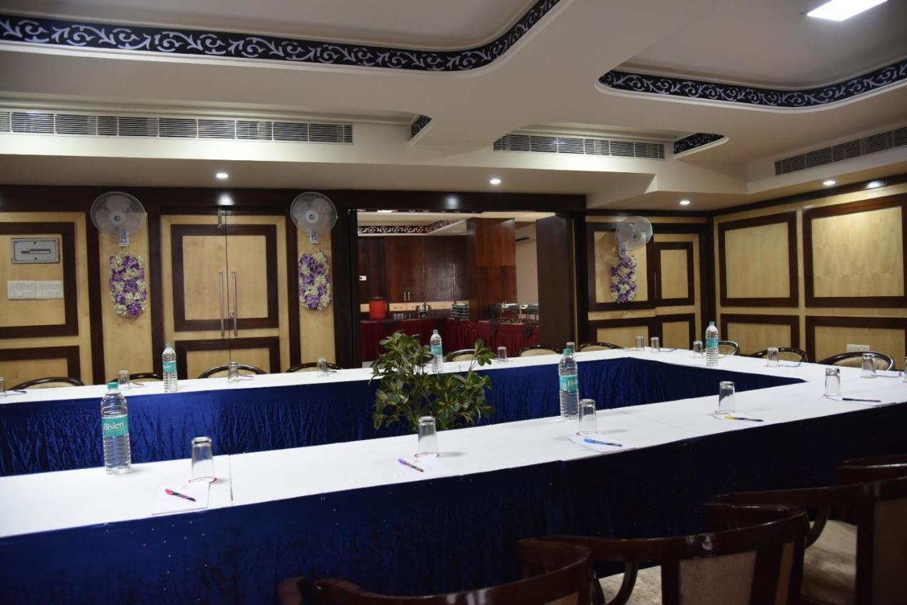 Hotel Simran Pride, Raipur Εξωτερικό φωτογραφία